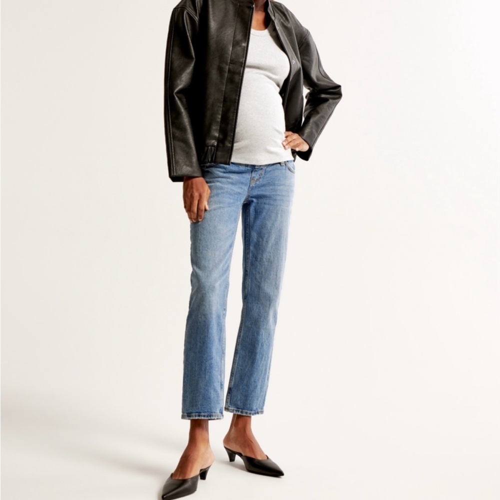 Abercrombie & Fitch Light Blue Cropped Straight Jeans